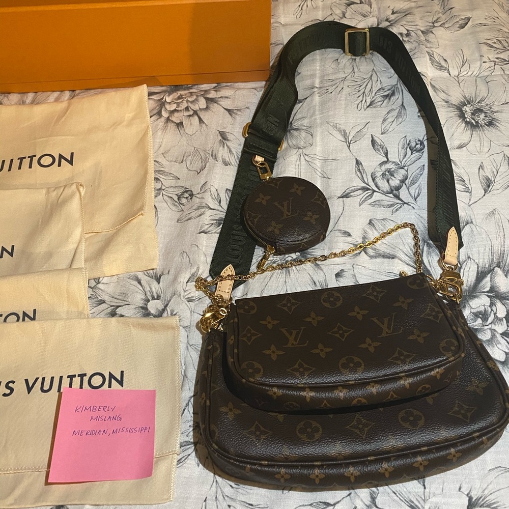 Lv multipochette